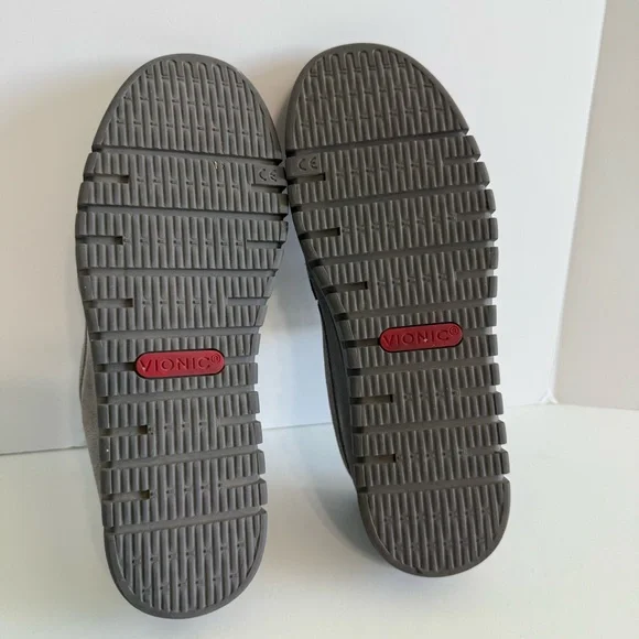 Vionic Uptown Suede Loafers Flats Women Size 9 Light Gray Comfy Work Office - Picture 10 of 13